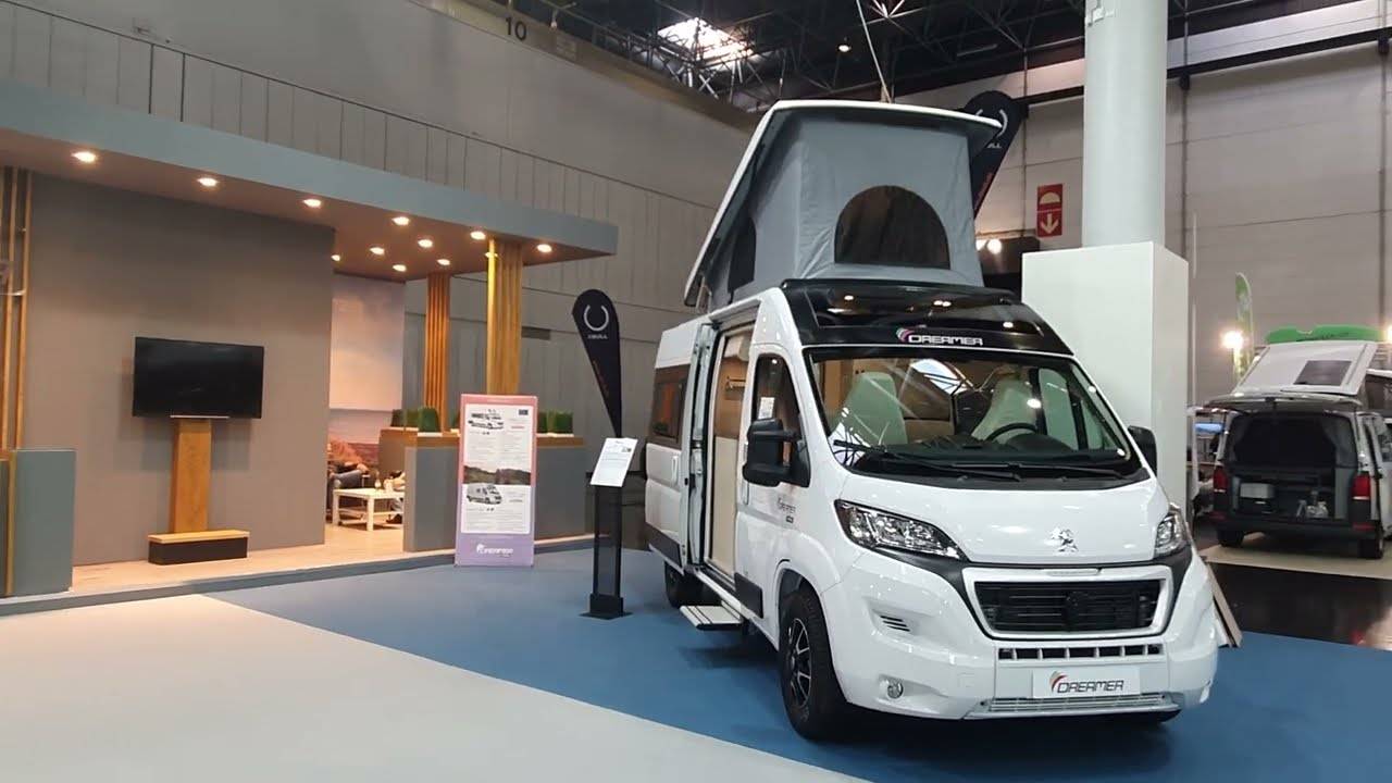 Van Tour Dreamer D43 Up