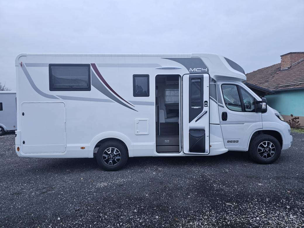 623 McLouis Mc4 865, obytné auto, polointegrované nové - 7