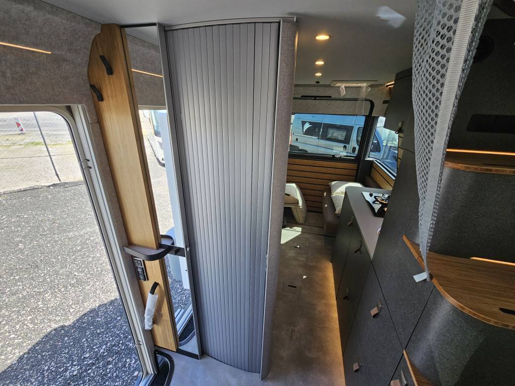 Hymer Venture S - 17
