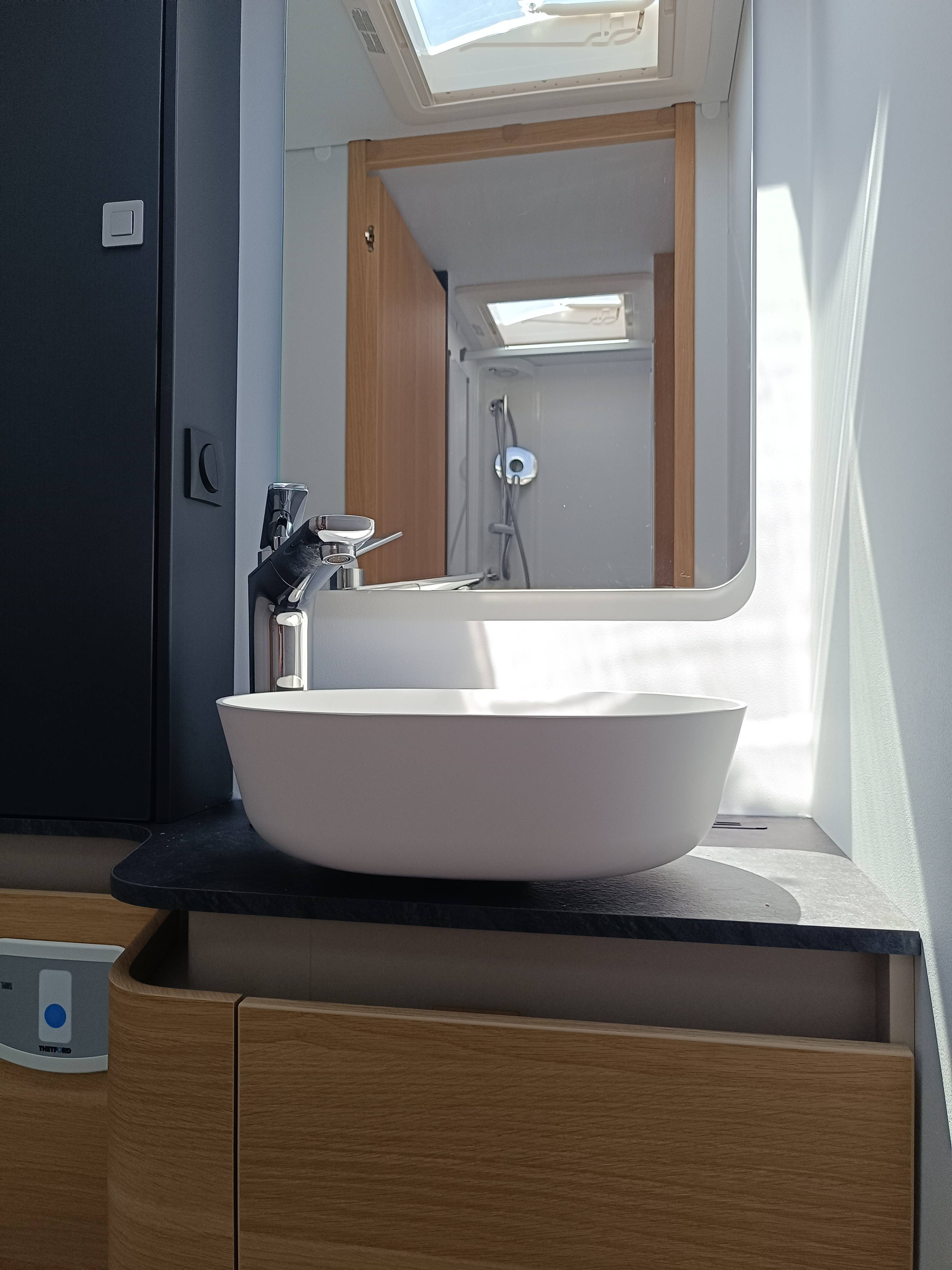 Adria Matrix Axess 670SL - 14