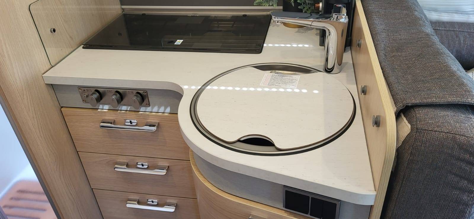 Hymer B Klasse I 680 - 14