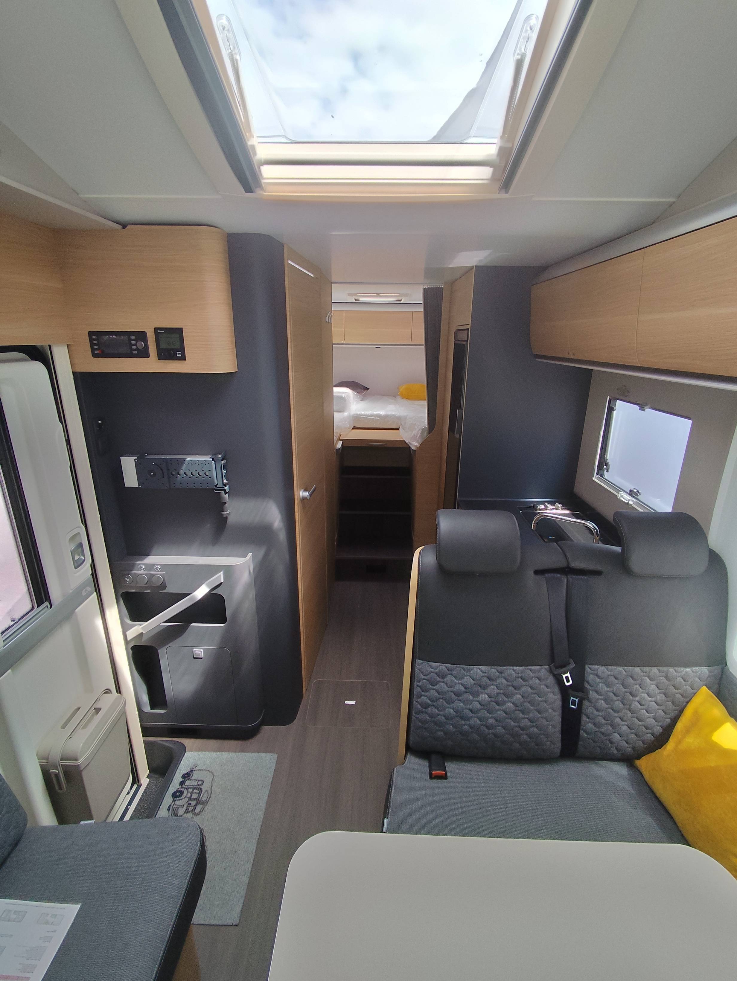 Coral XL Axess 660SL - 17