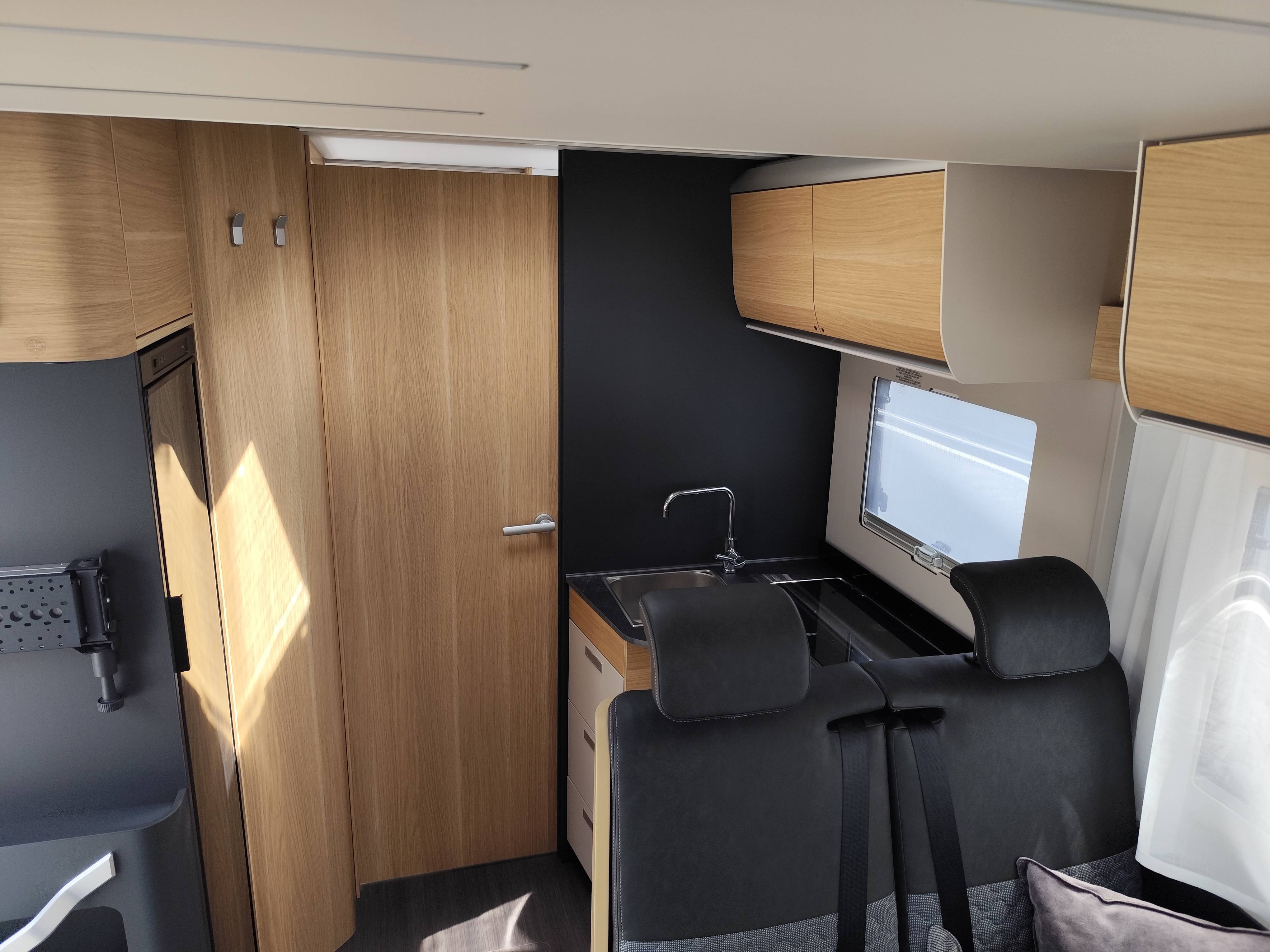 Adria Matrix Axess 670SL - 26