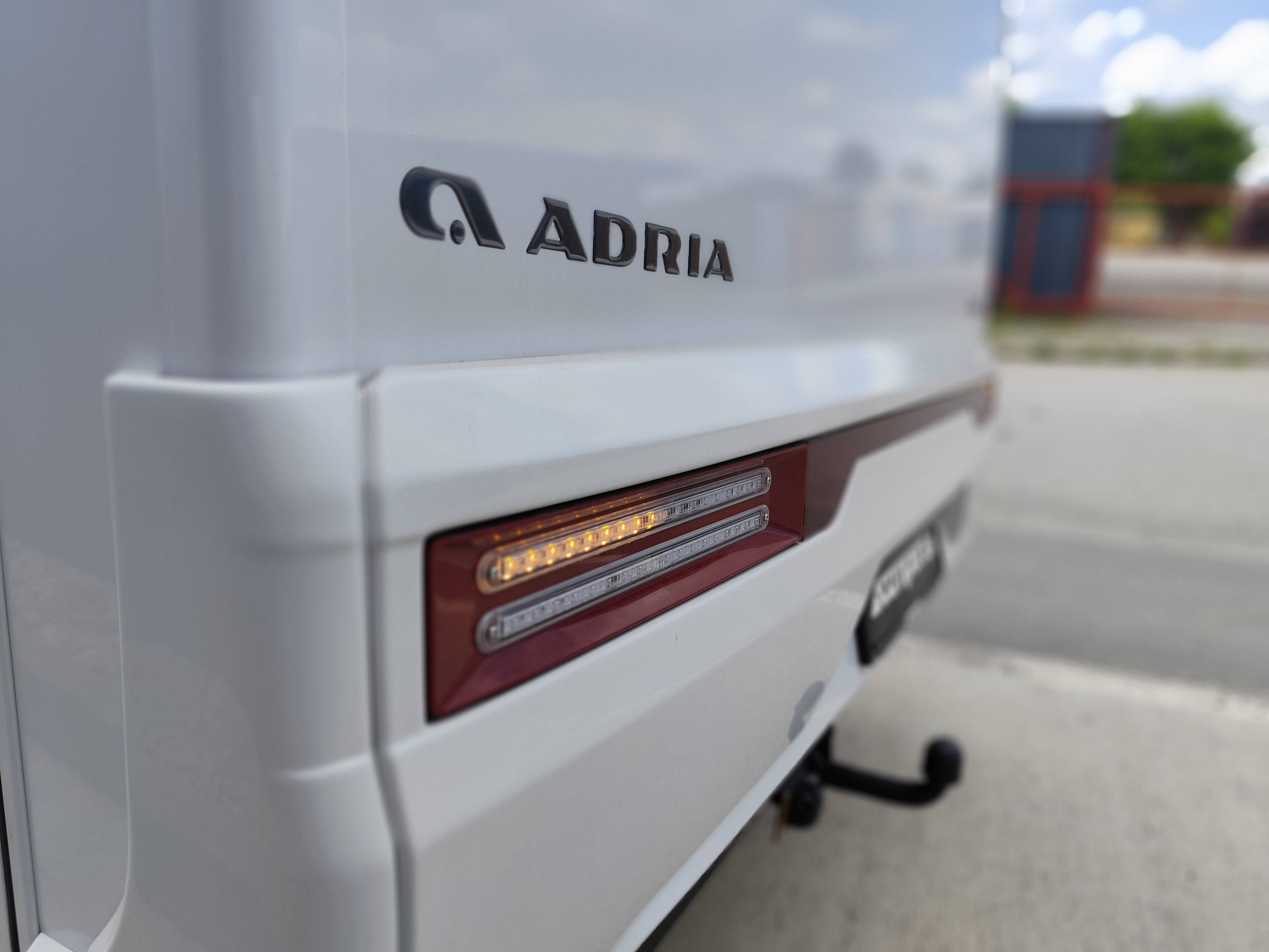 Adria Matrix Axess 670SL - 30