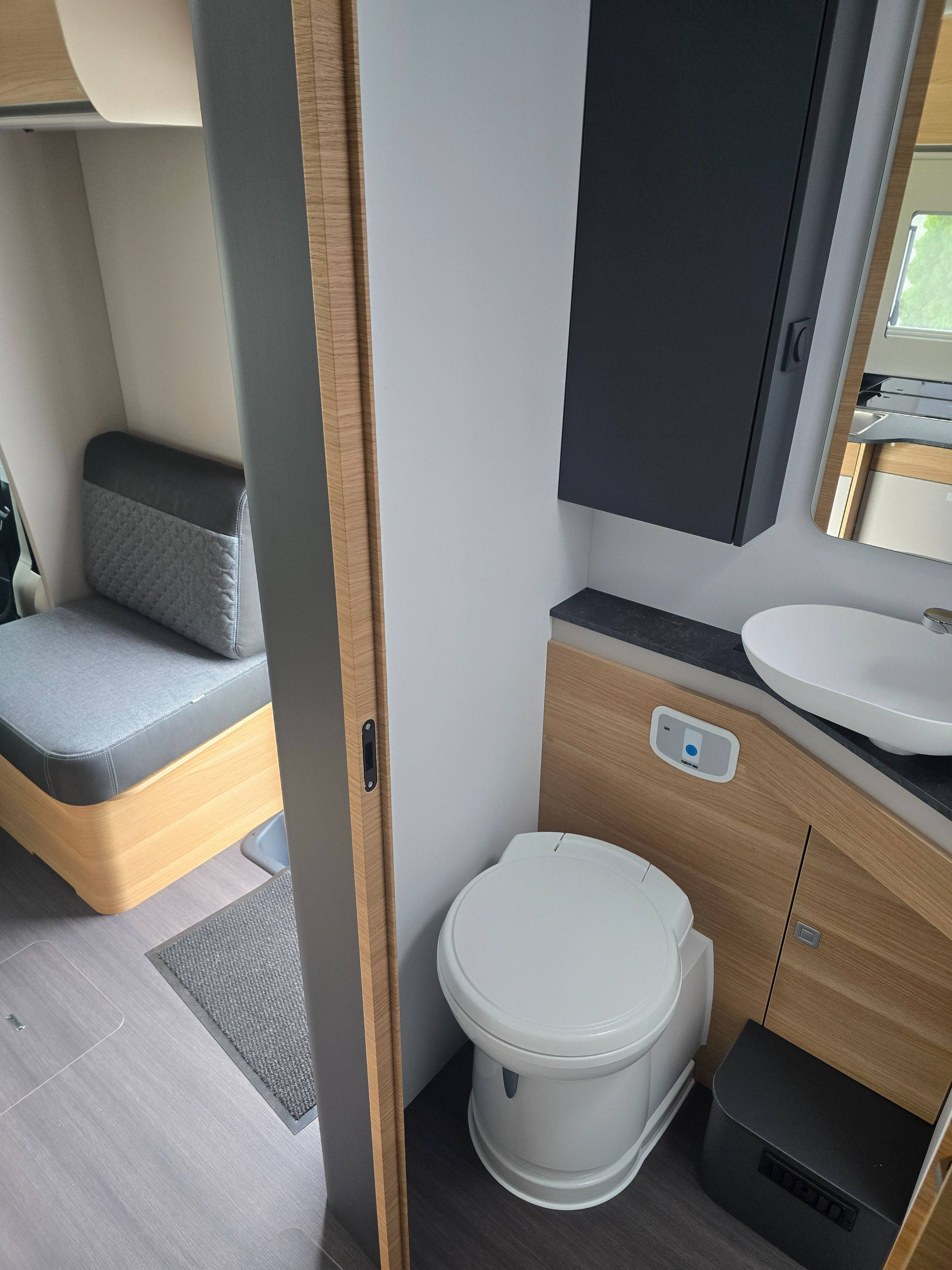 Adria Coral XL 660SL - 7