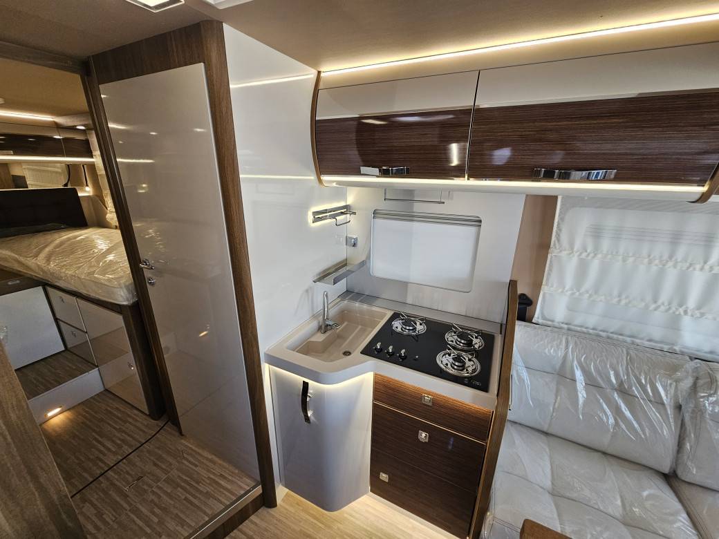 Mobilvetta K-Yacht TeknoLine 86 - 8