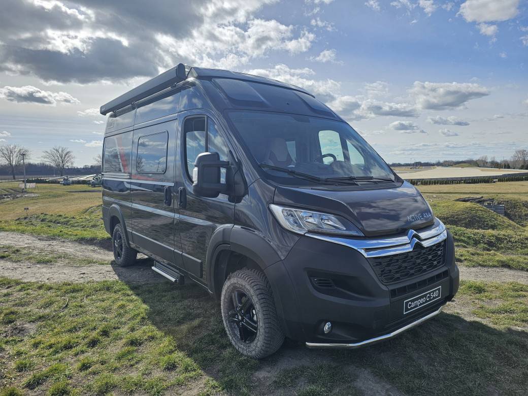 Cammper 4x4 bez nálepiek - 8