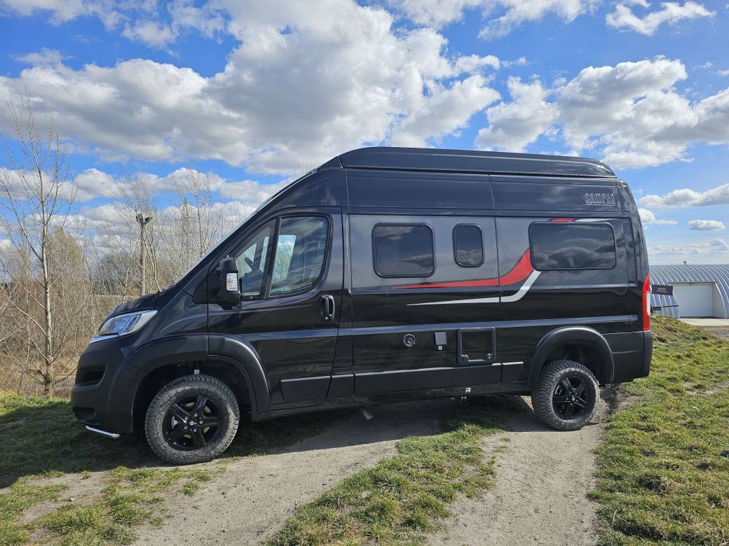 Cammper 4x4 bez nálepiek - 2