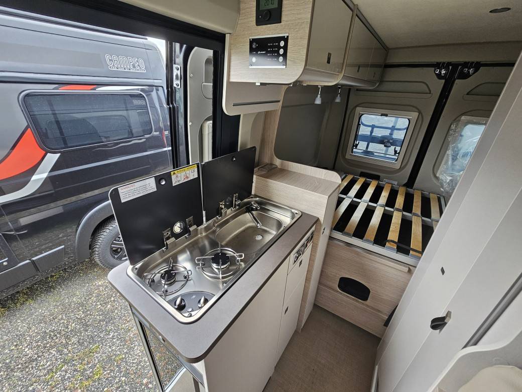 Cammper 4x4 bez nálepiek - 6