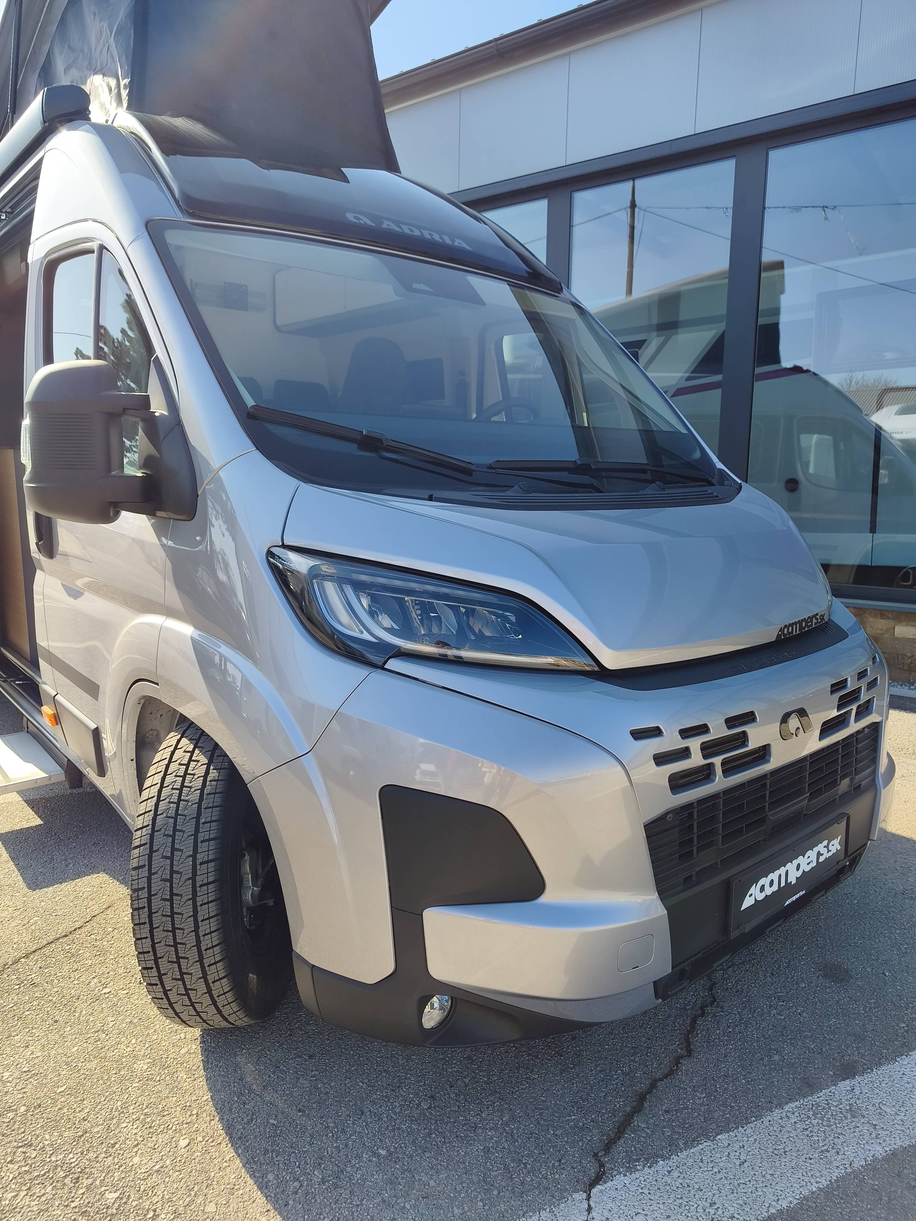 Adria Twin 640 SGX PTR 60Y - 6