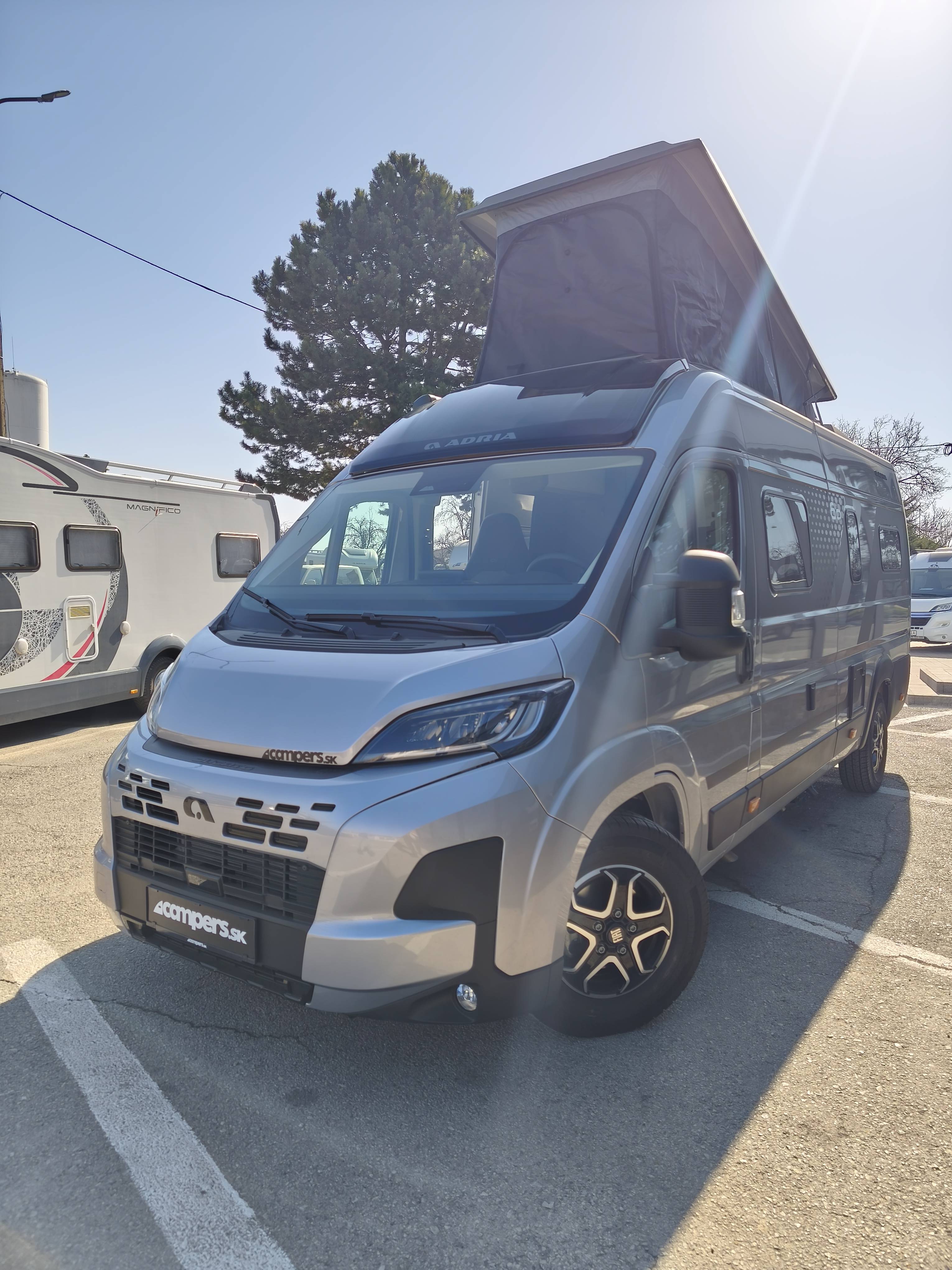 Adria Twin 640 SGX PTR 60Y - 3