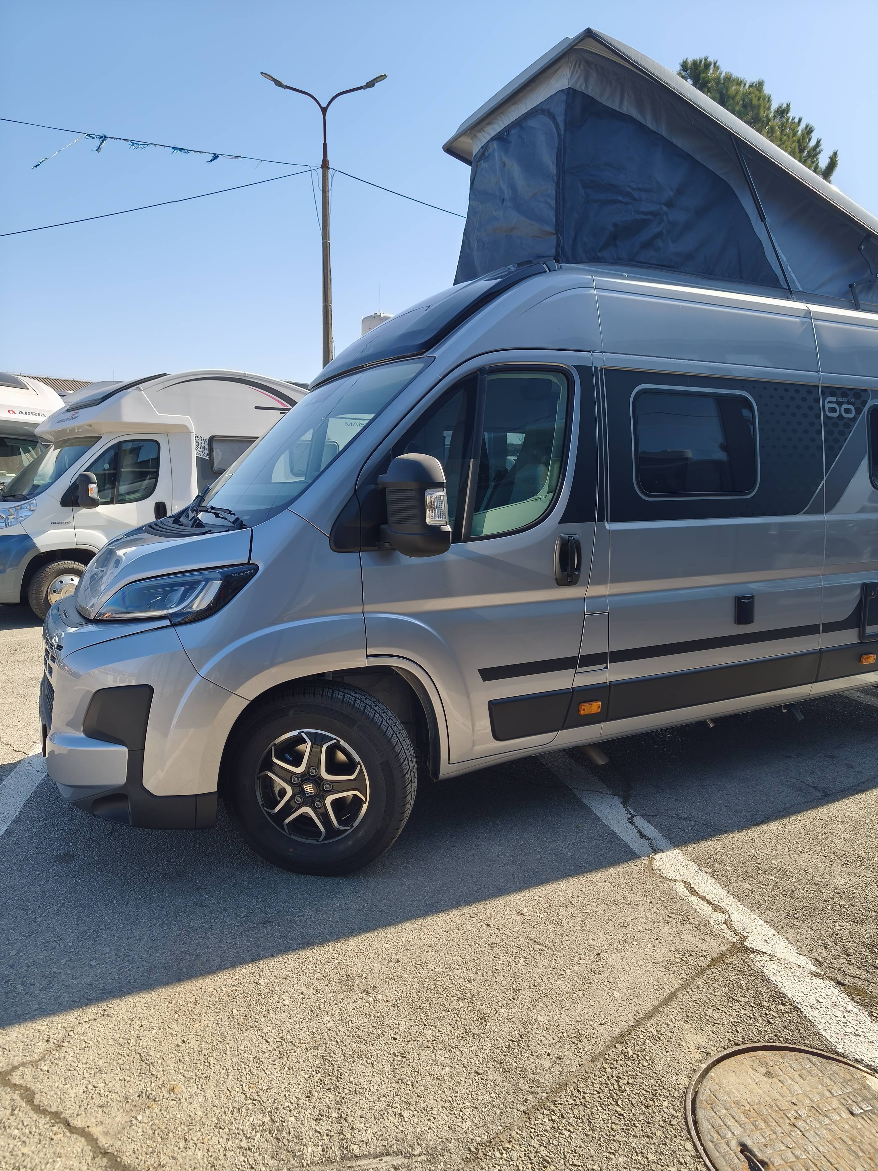 Adria Twin 640 SGX PTR 60Y - 4