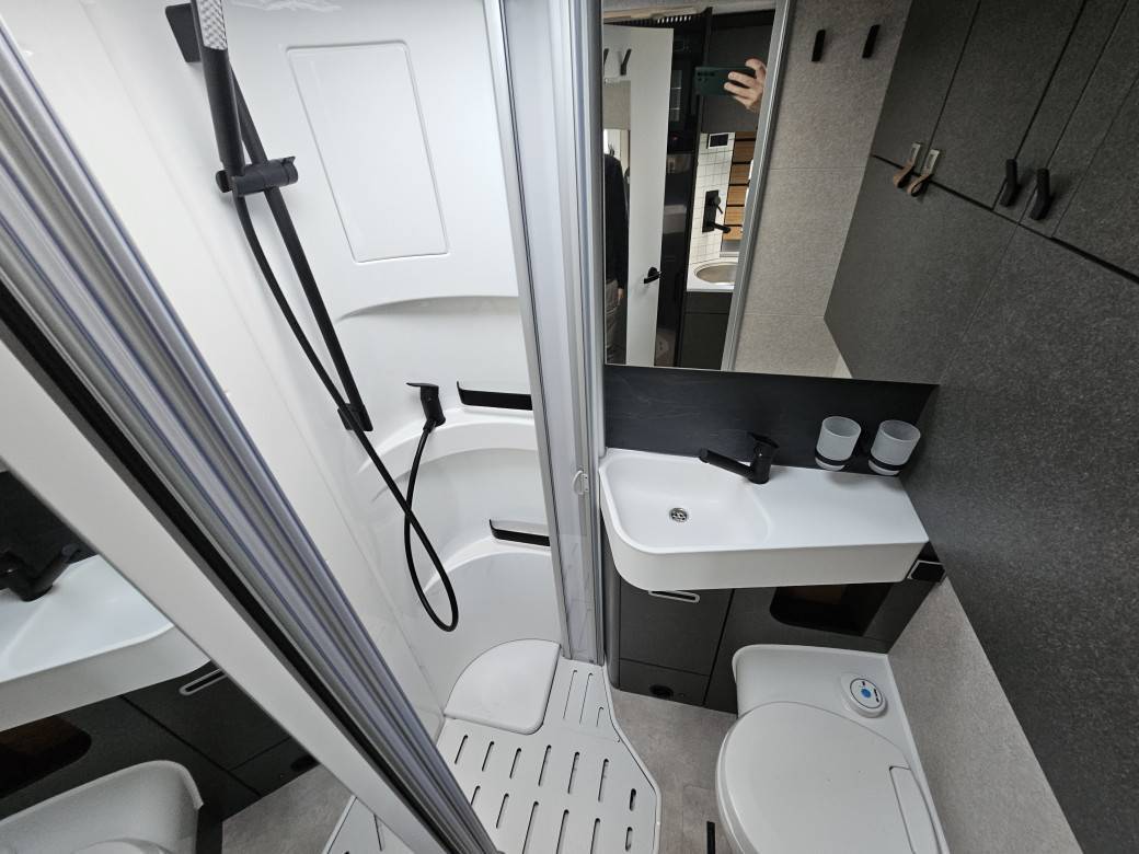 Hymer MLT 580 strieborné disky - 17