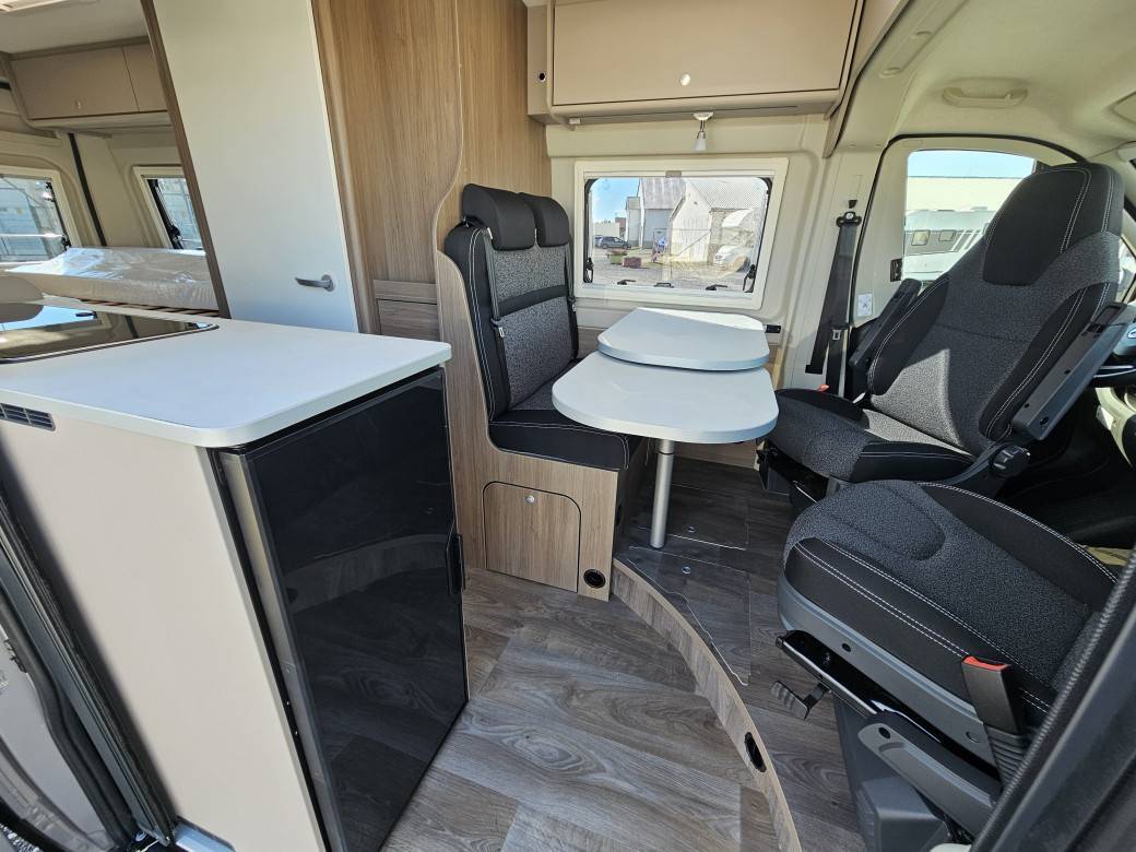 Carado Camper Van CV 640 PRO - 16