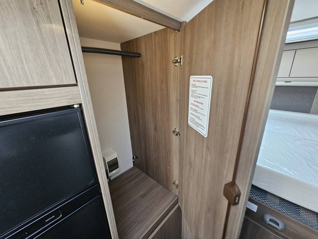 Carado A 464 PRO - 16