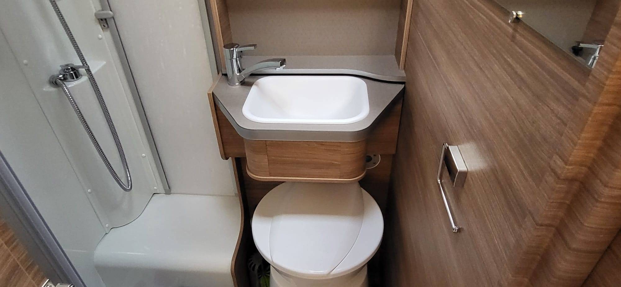 Weinsbers R57 CaraCompact 600 MEG - 16