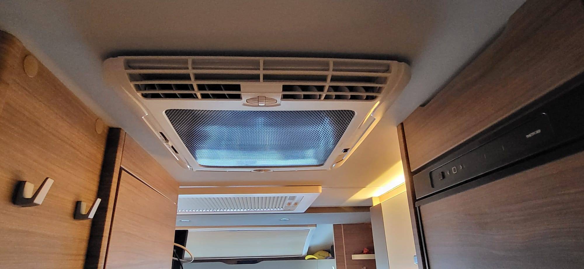 Weinsbers R57 CaraCompact 600 MEG - 18