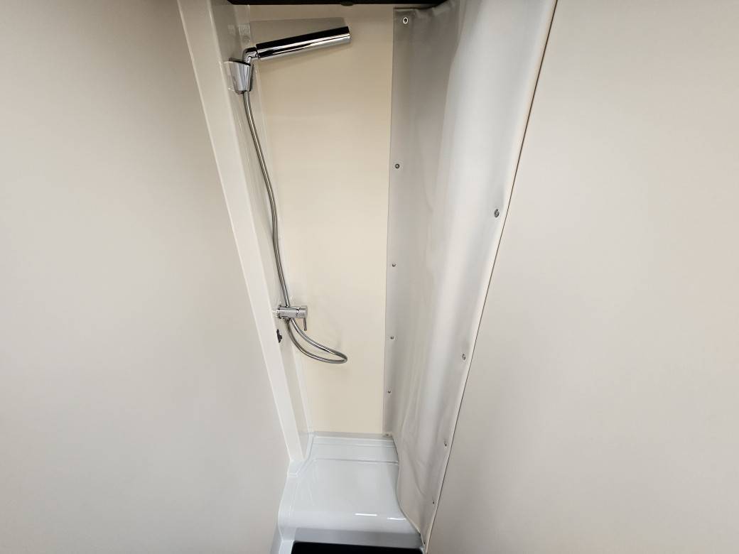 Elnagh Baron Compact 539 - 16