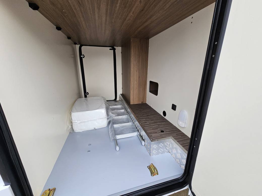 Elnagh Baron Compact 539 - 19