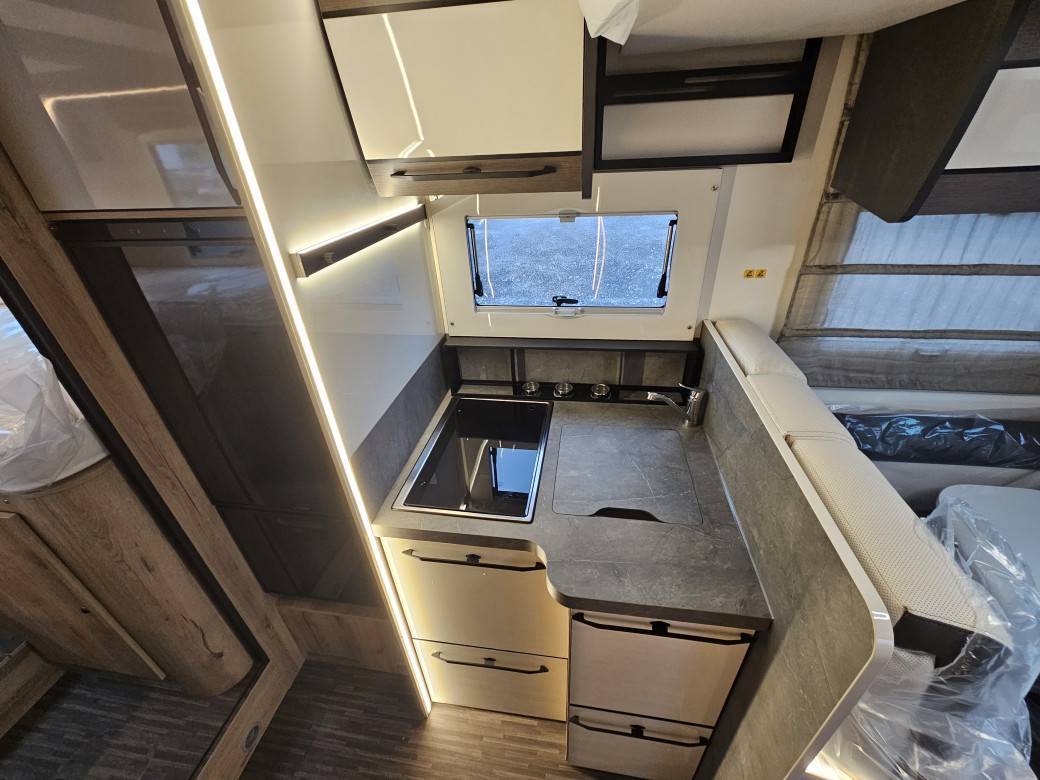 Elnagh T-LOFT 529 - 4