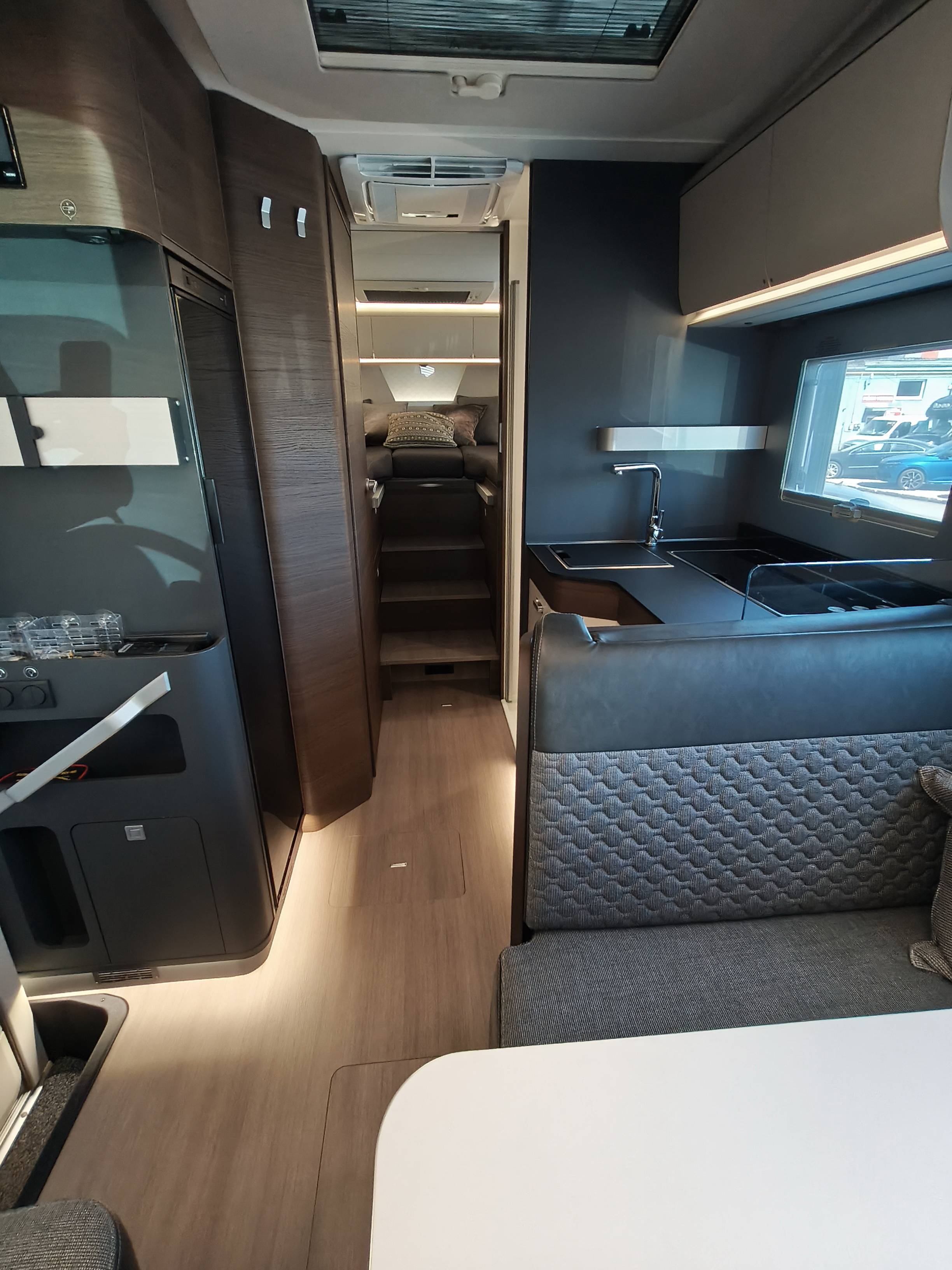Adria Matrix Supreme 670SL - 18