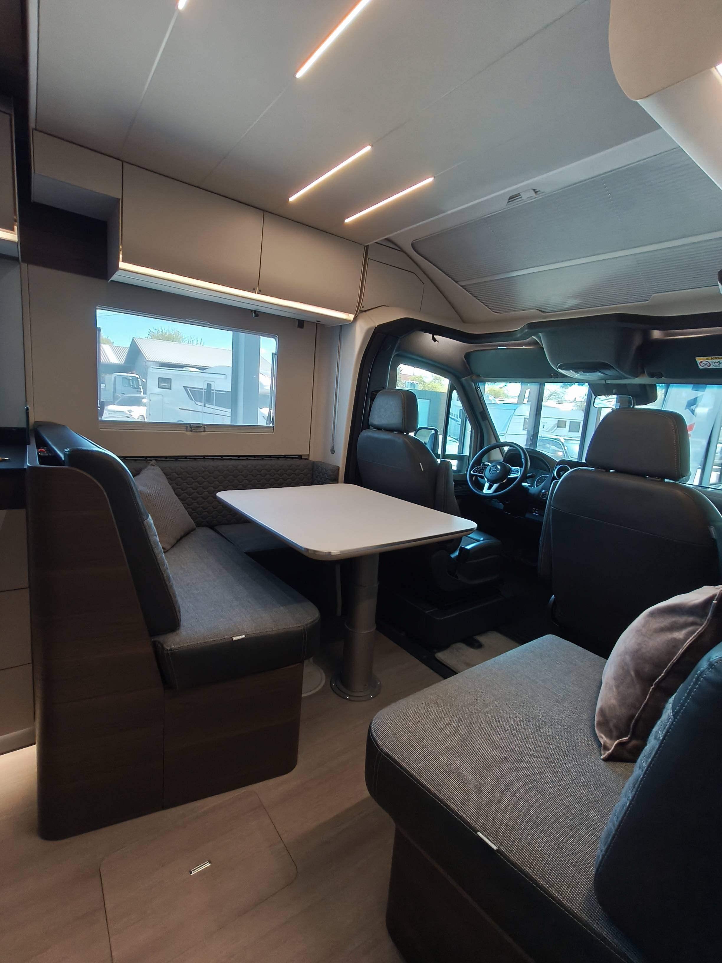 Adria Matrix Supreme 670SL - 15