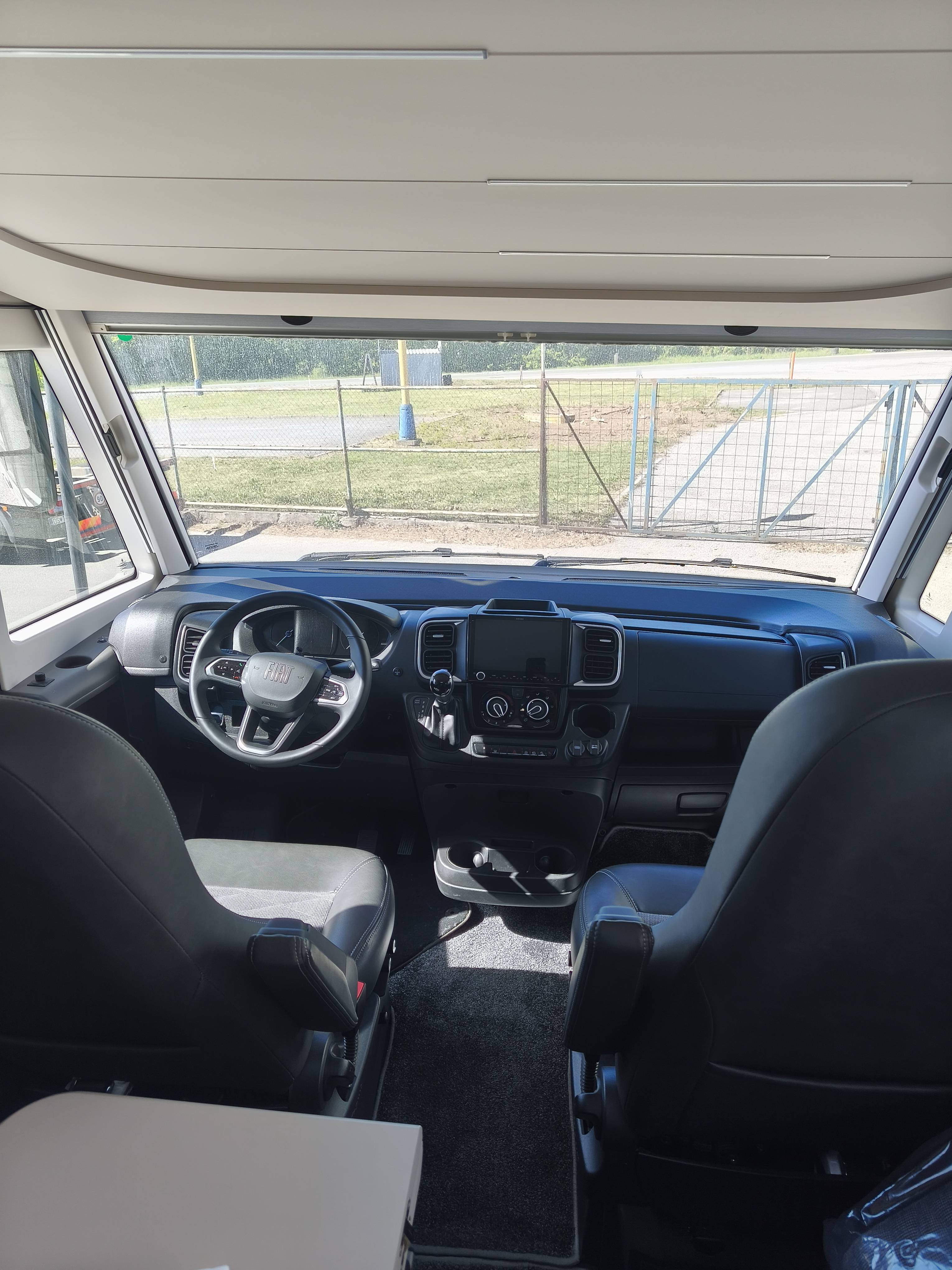 Adria Sonic Supreme DL700 - 9