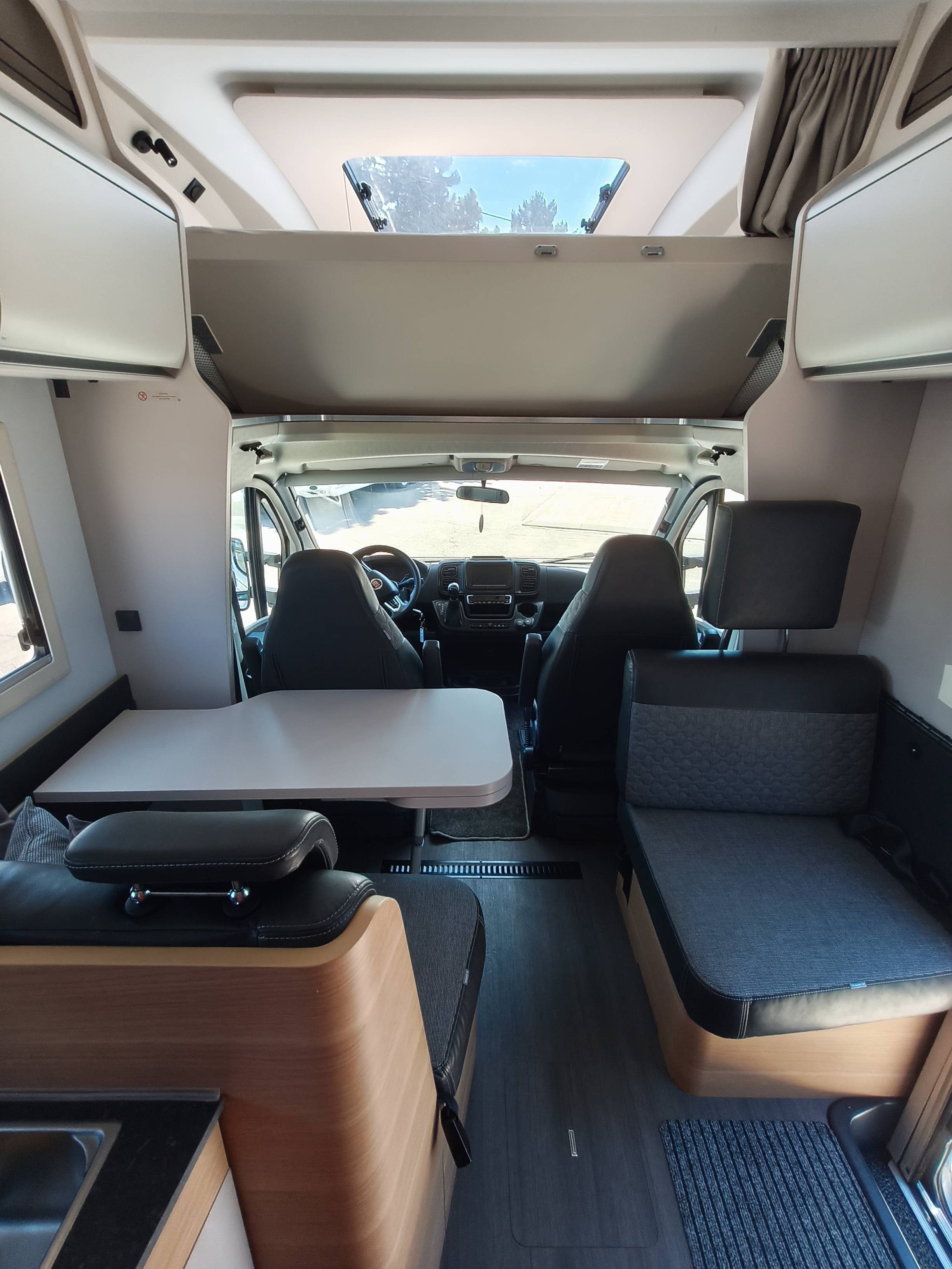 Adria Coral XL 660SL Axess KS523GE - 13