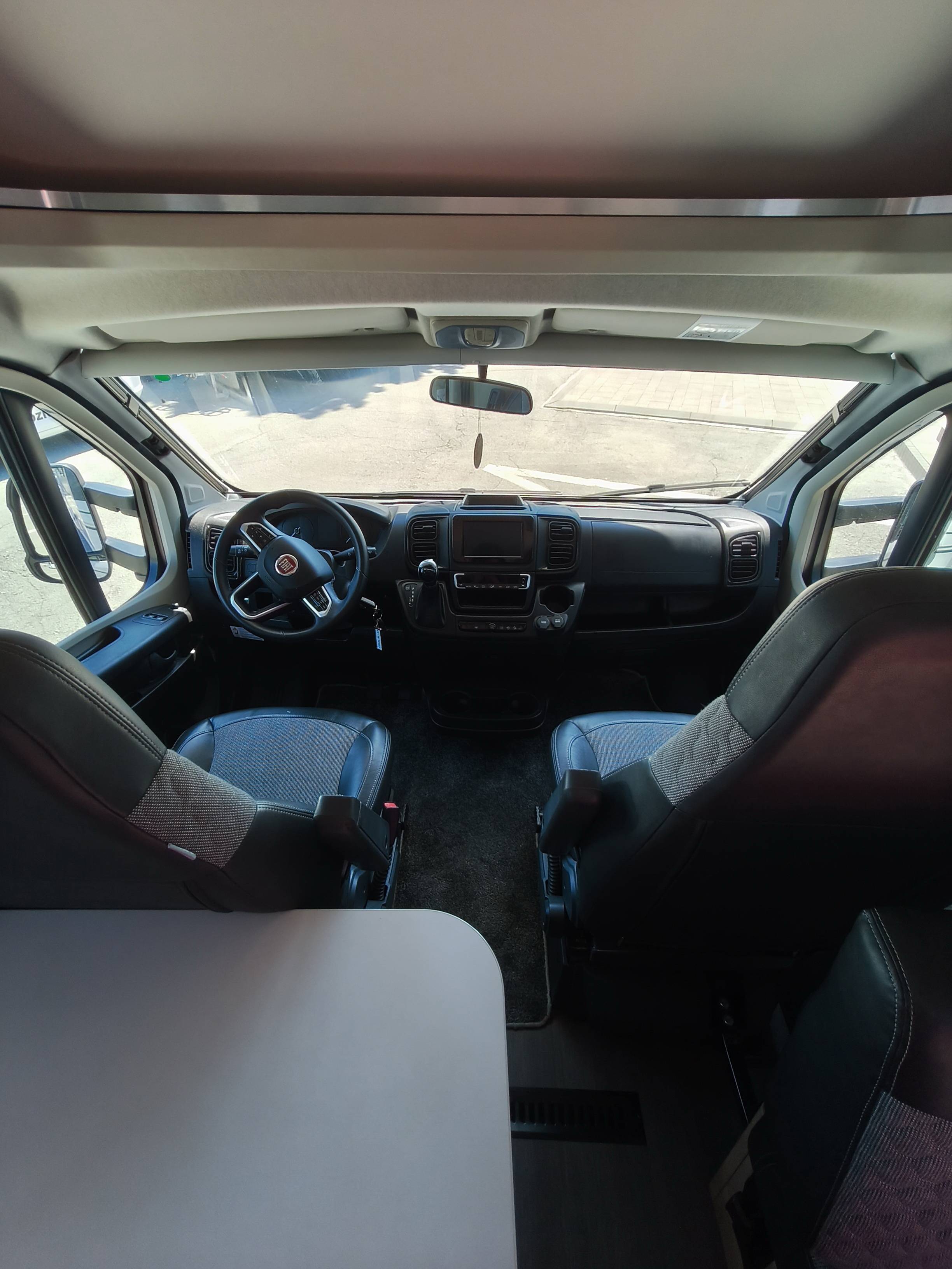 Adria Coral XL 660SL Axess KS523GE - 9