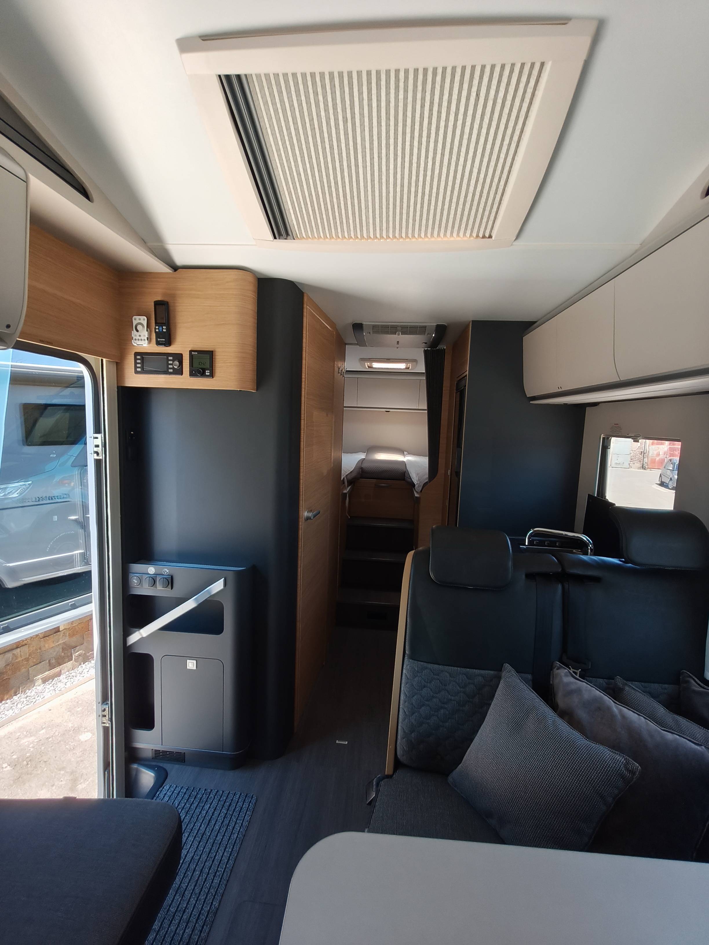 Adria Coral XL 660SL Axess KS523GE - 15