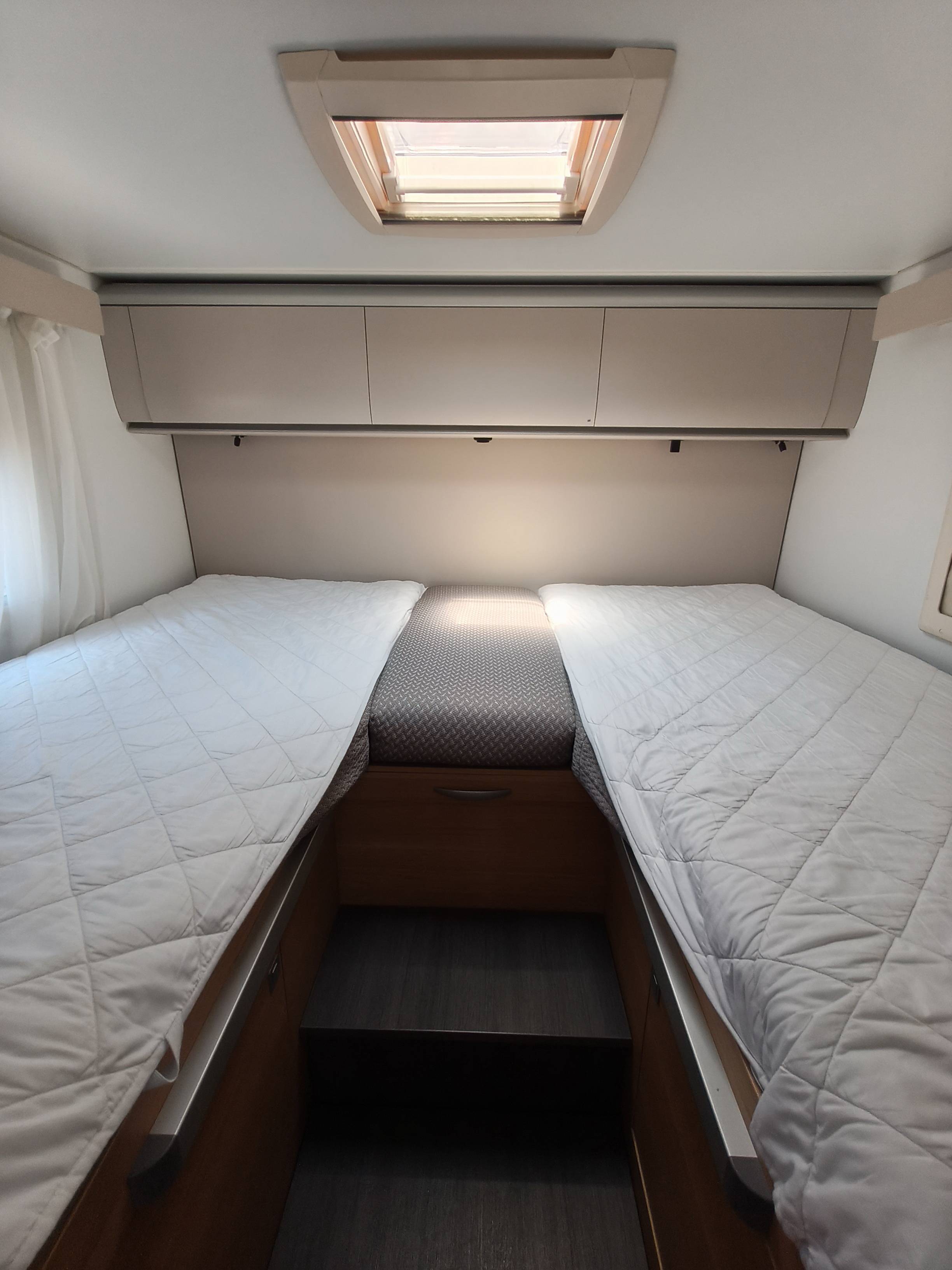 Adria Coral XL 660SL Axess KS523GE - 24
