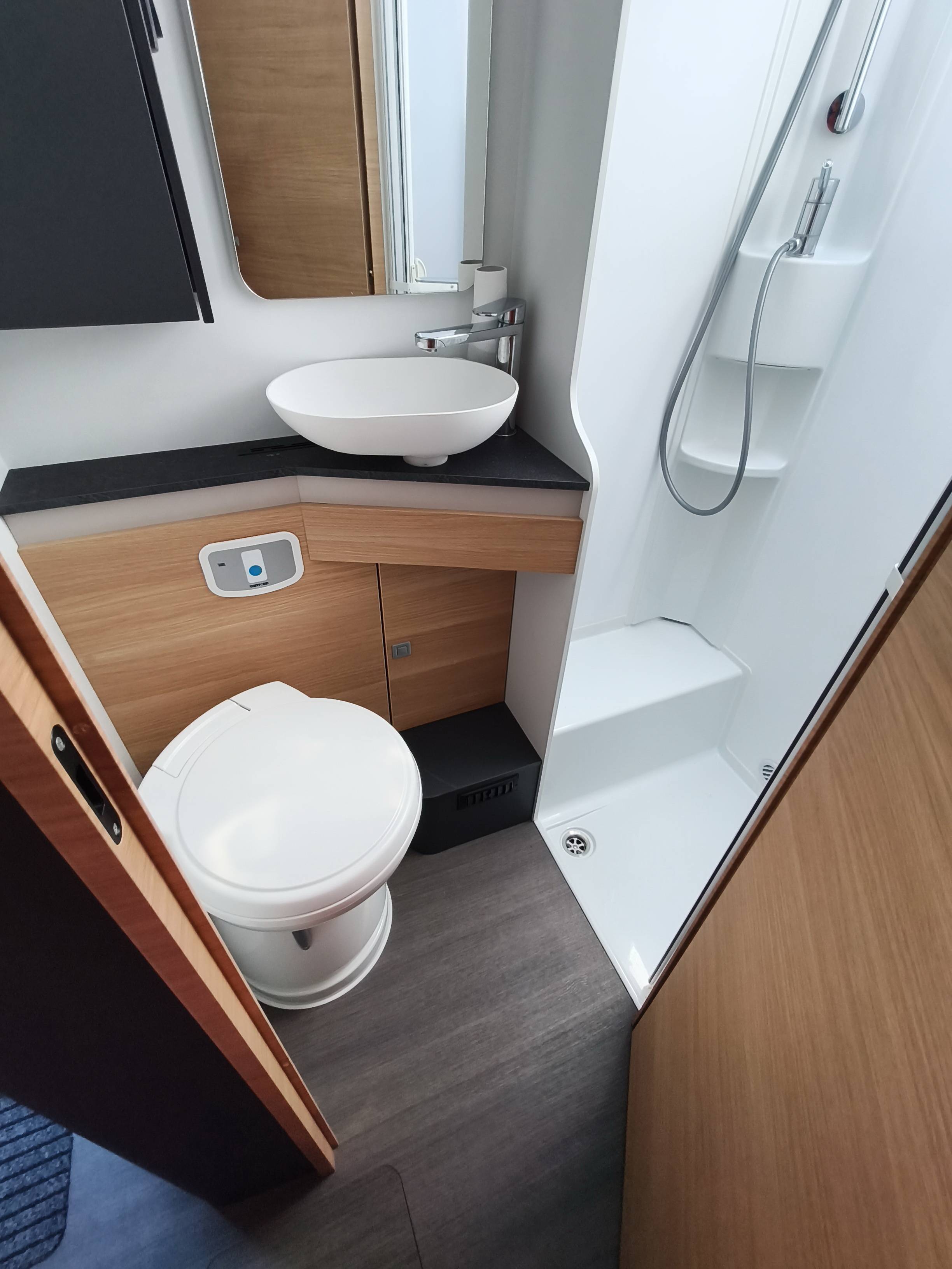 Adria Coral XL 660SL Axess KS523GE - 20
