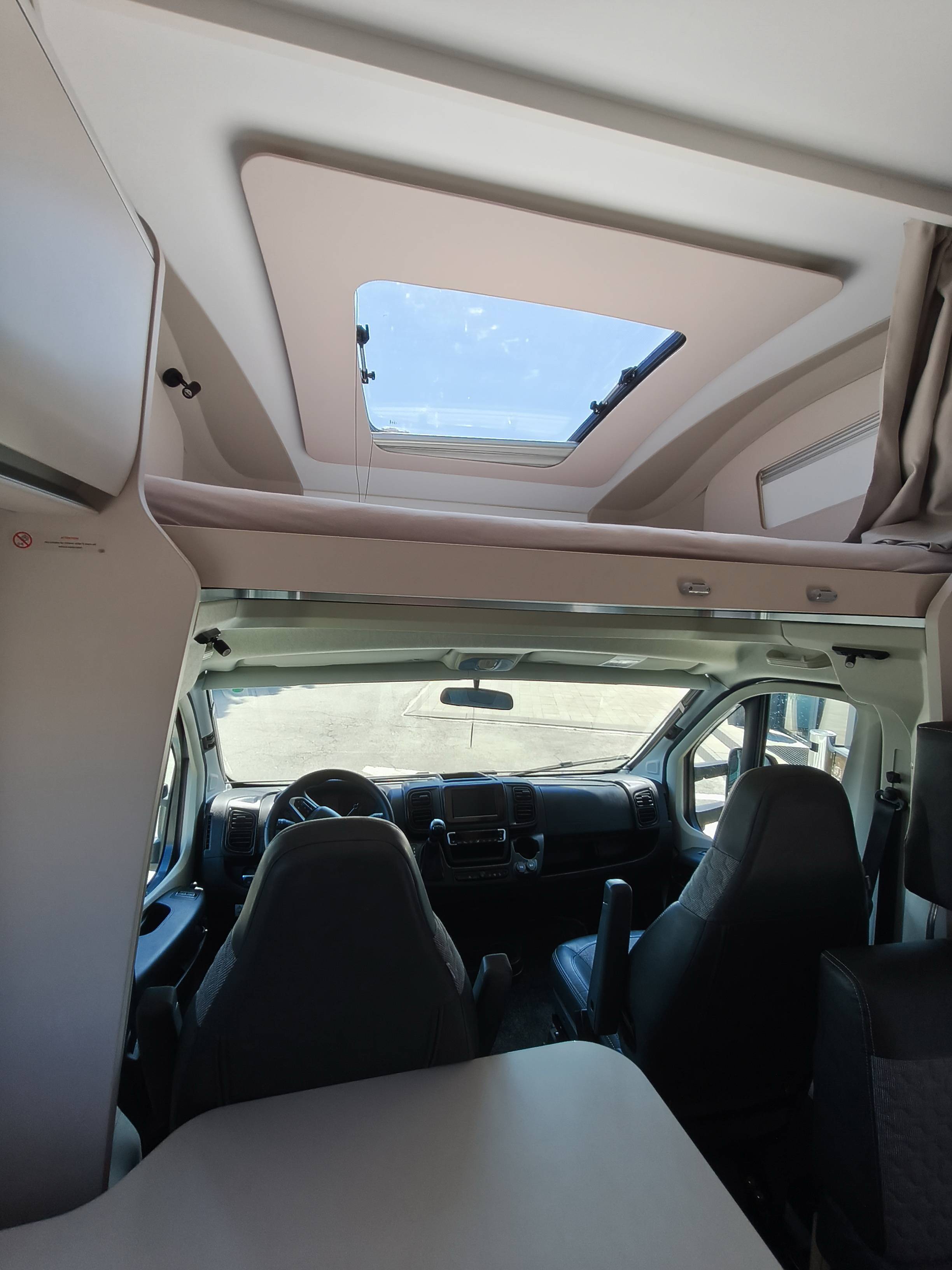 Adria Coral XL 660SL Axess KS523GE - 11