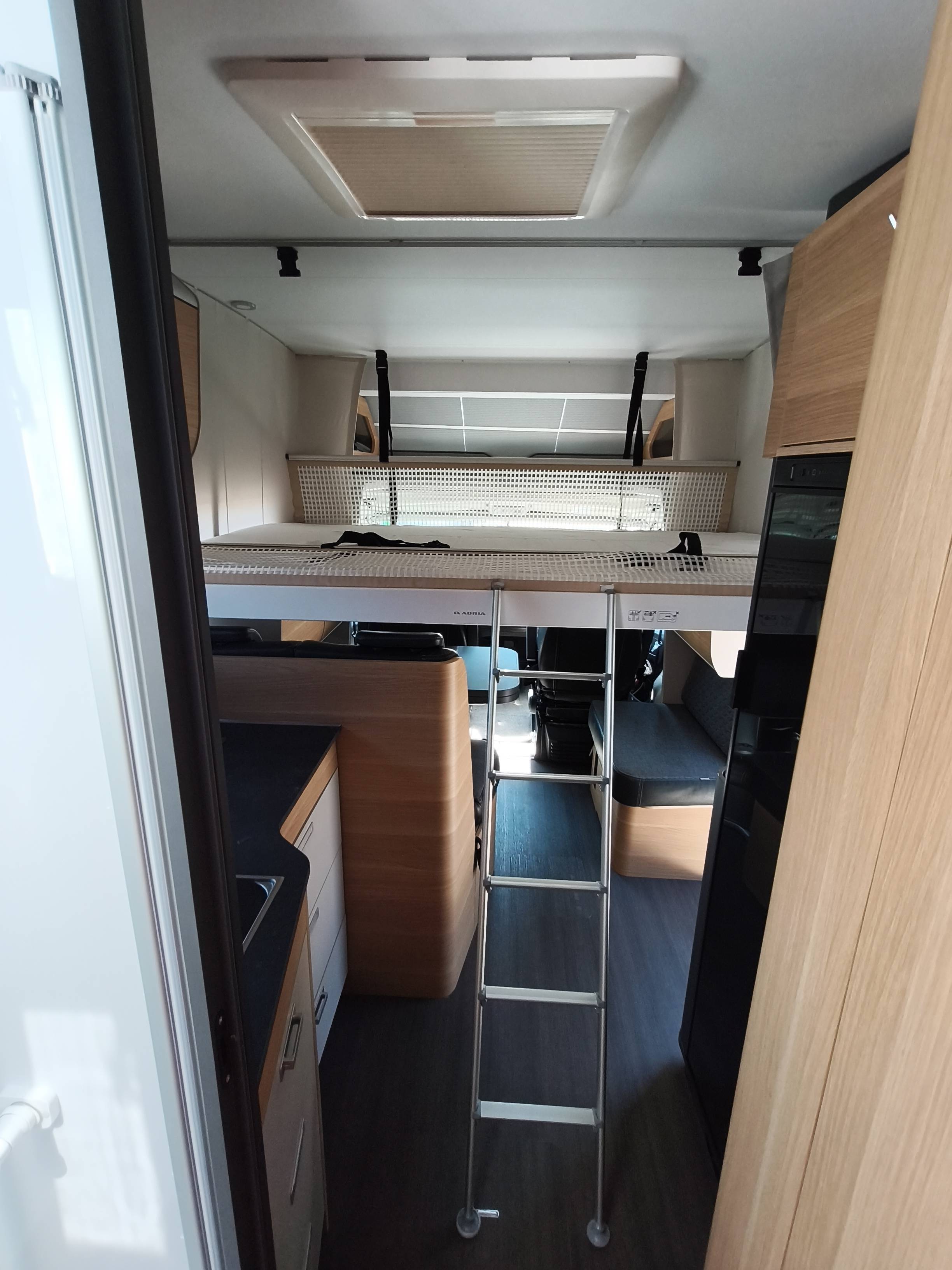 Adria Matrix 670SL AA764JF - 10