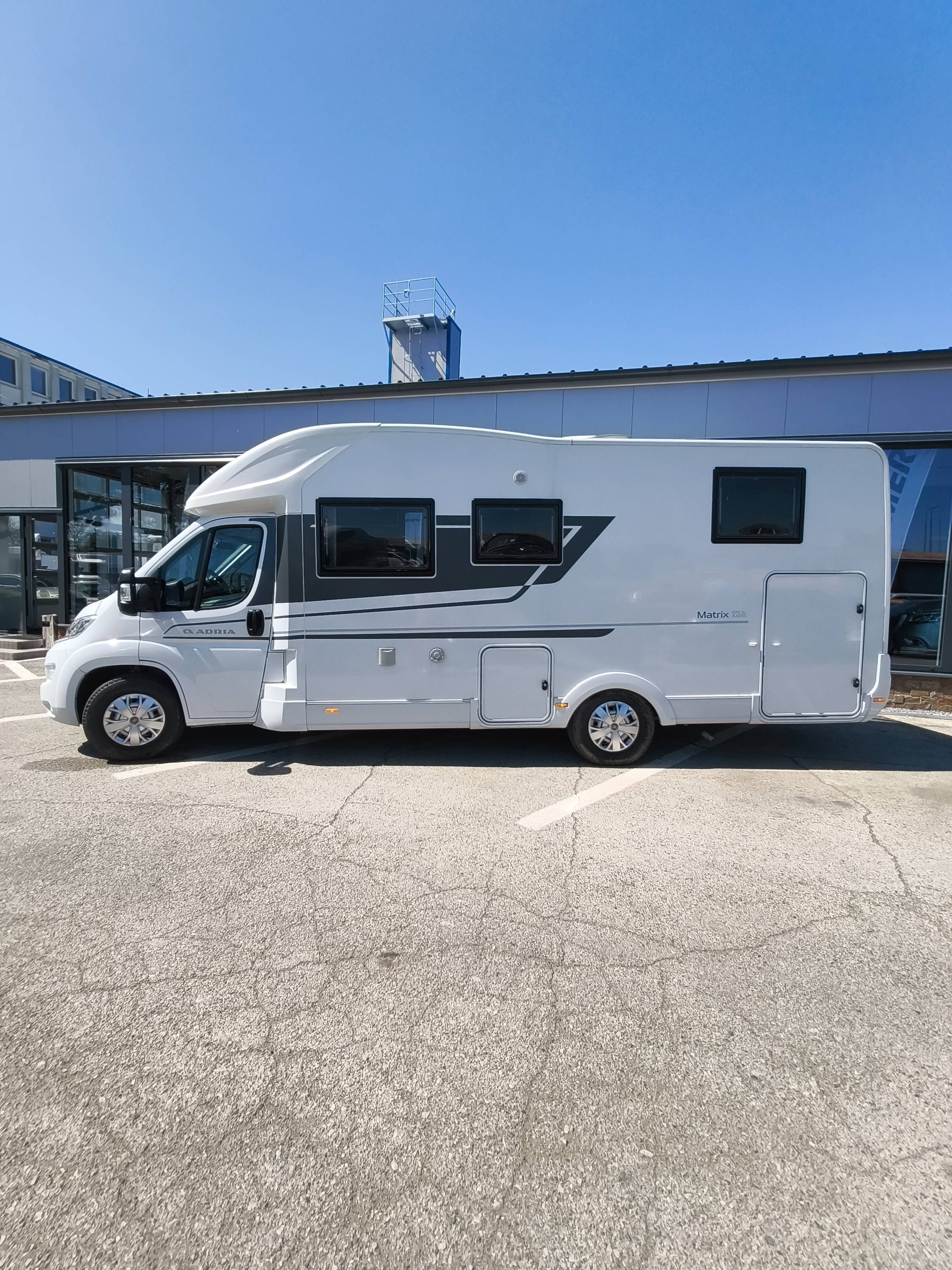 Adria Matrix 670SL AA764JF - 23