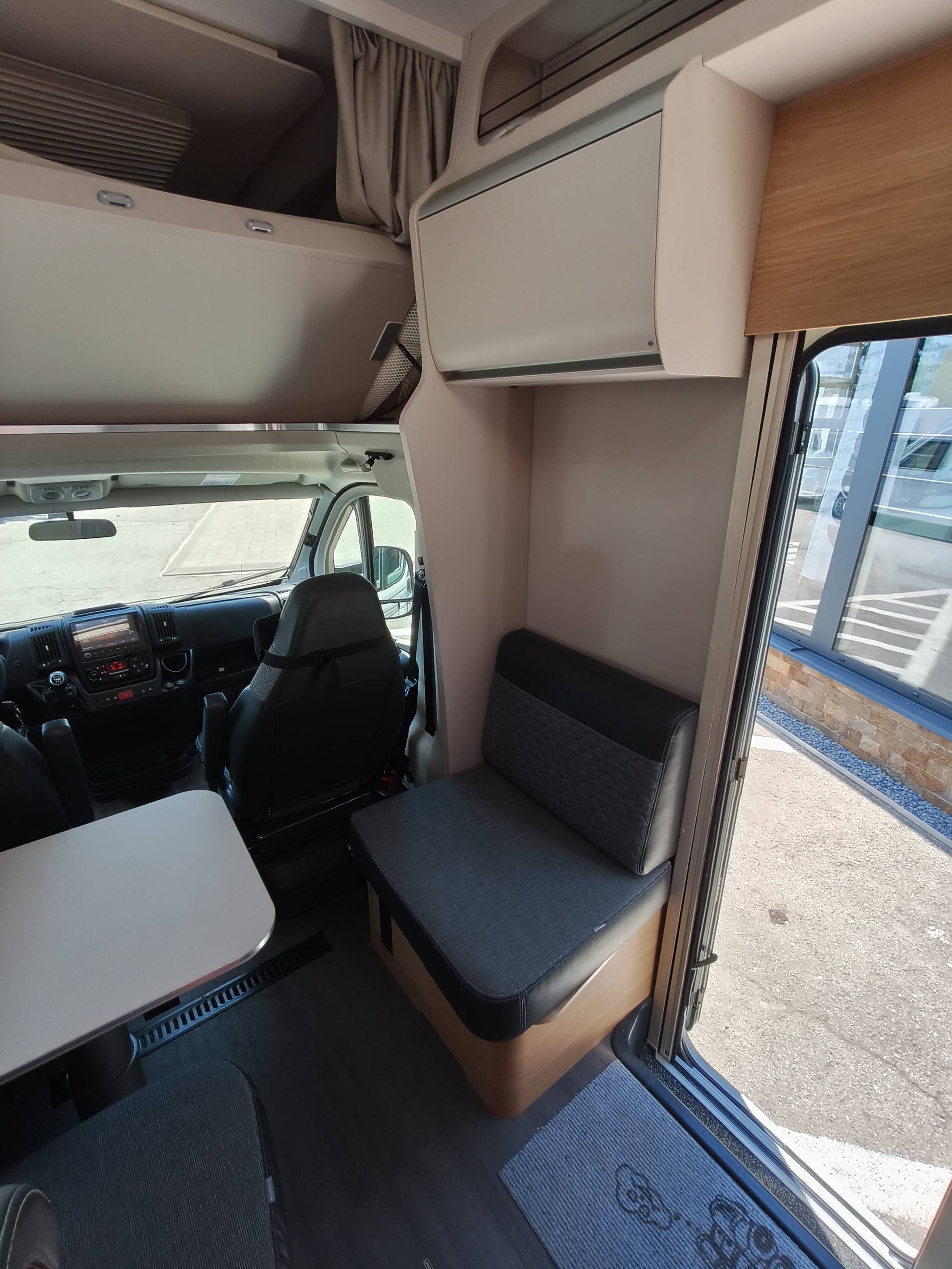Adria Coral XL 660SL AA772JF - 12