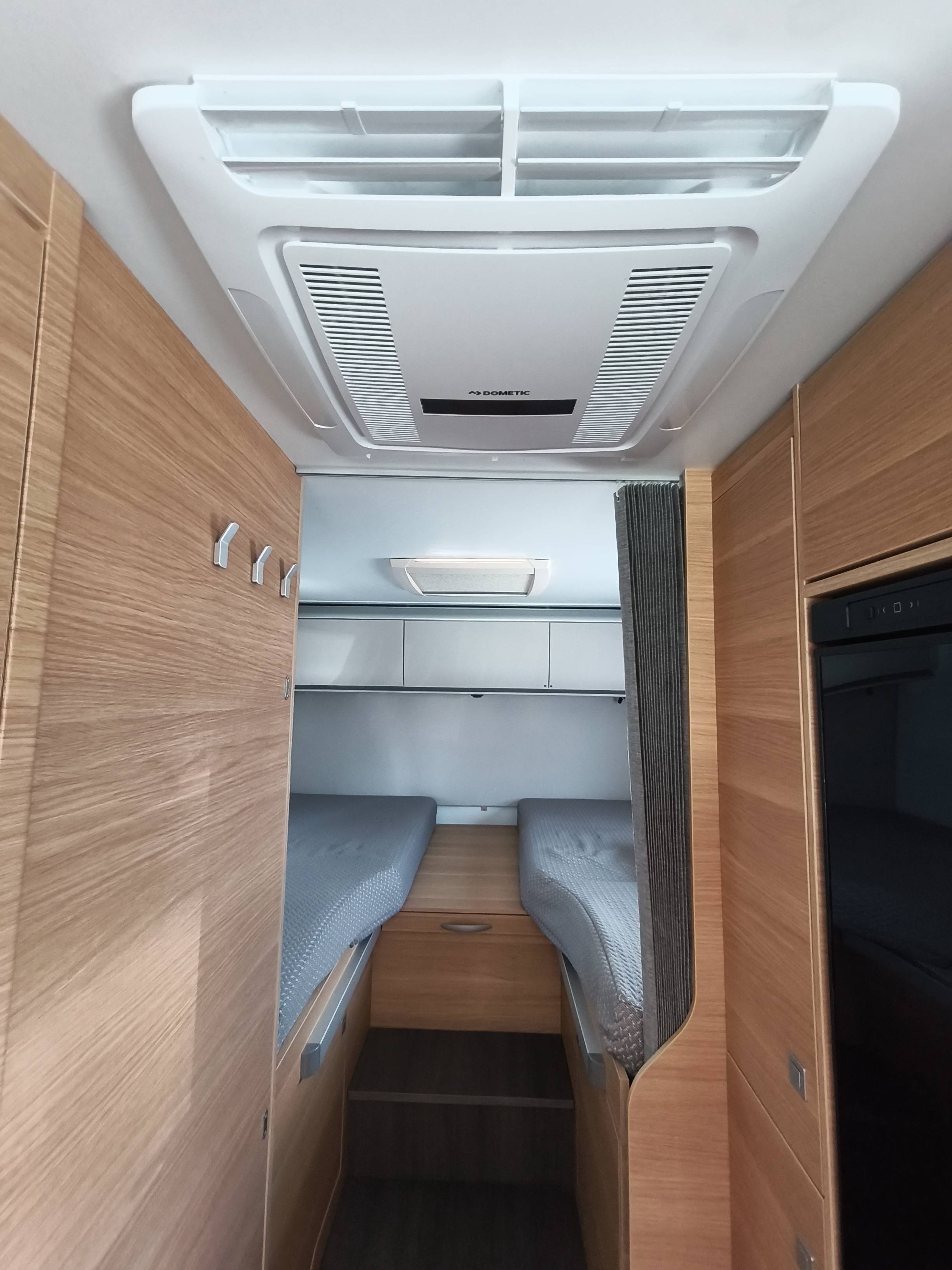 Adria Coral XL 660SL AA772JF - 19