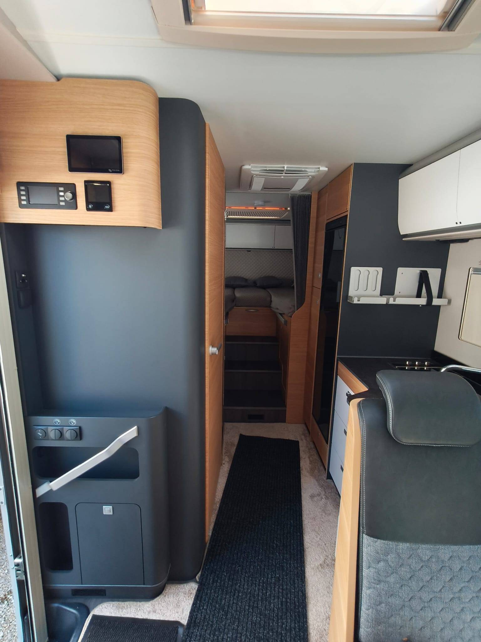 Adria Coral XL Plus - 17