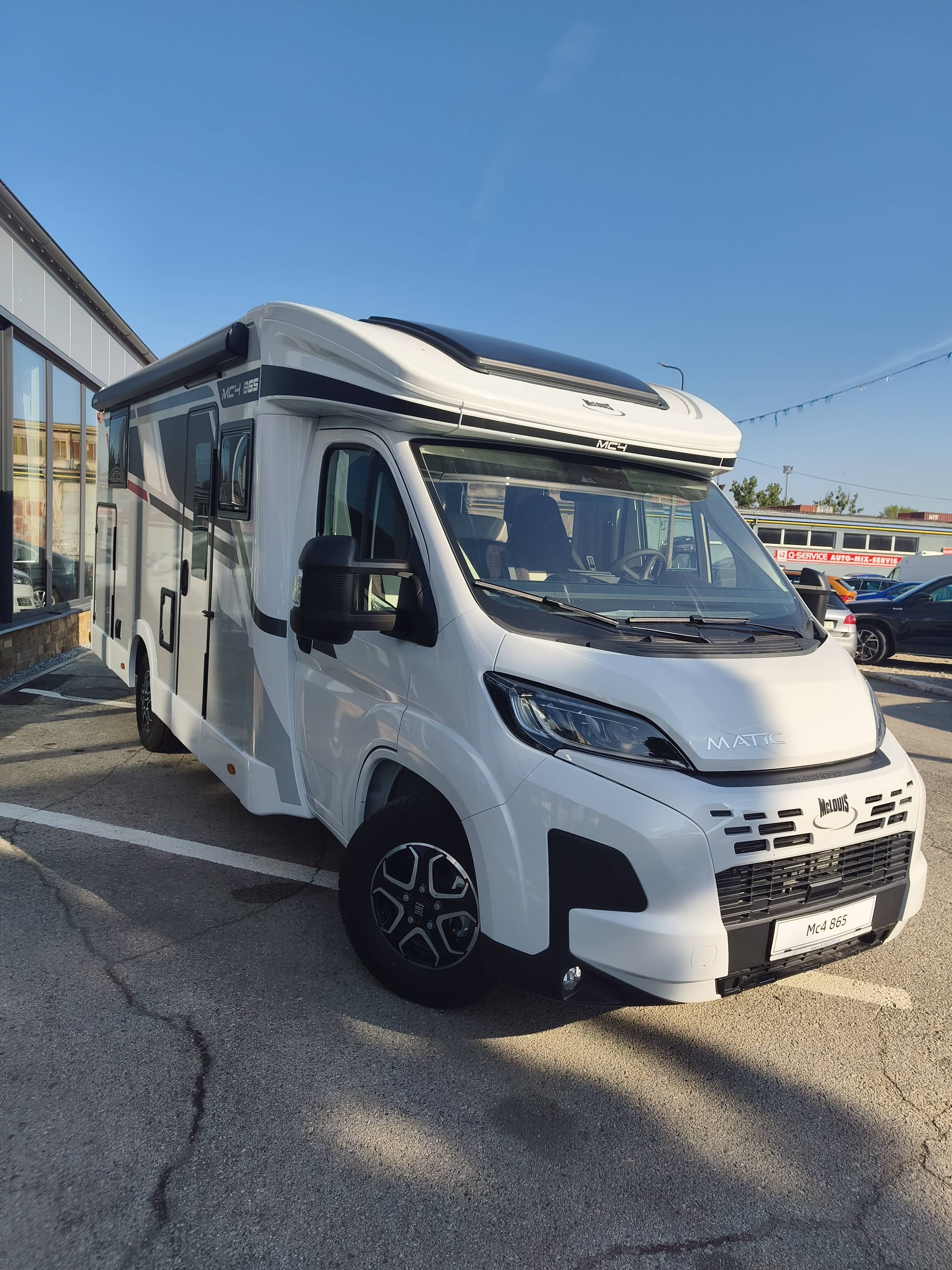 McLouis MC4 865 - 1