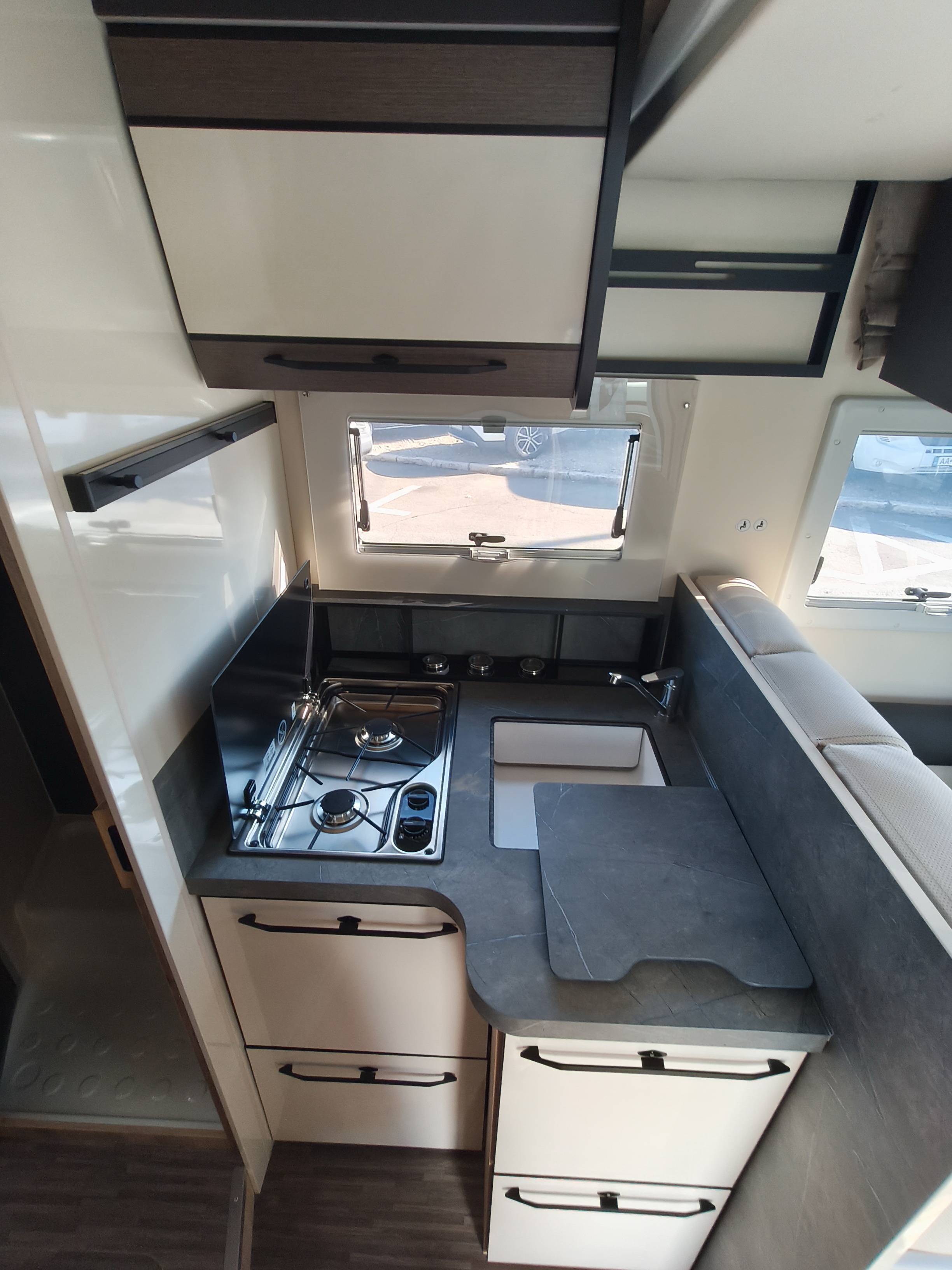 Elnagh T-LOFT 530 - 10