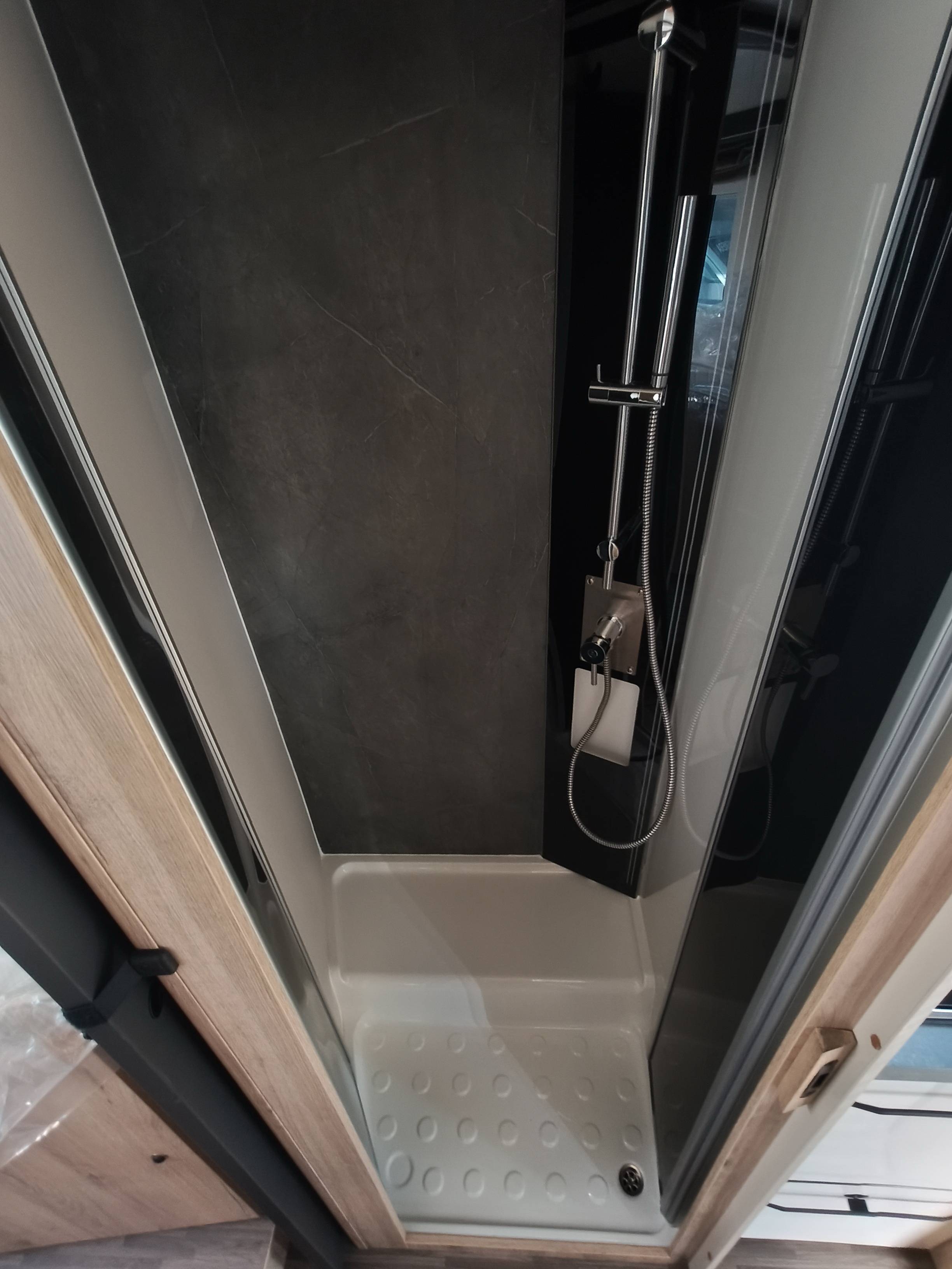 Elnagh T-LOFT 530 - 13